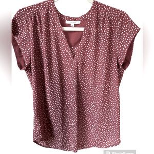 Women’s Fun2Fun maroon polka dot blouse. Size Large.
